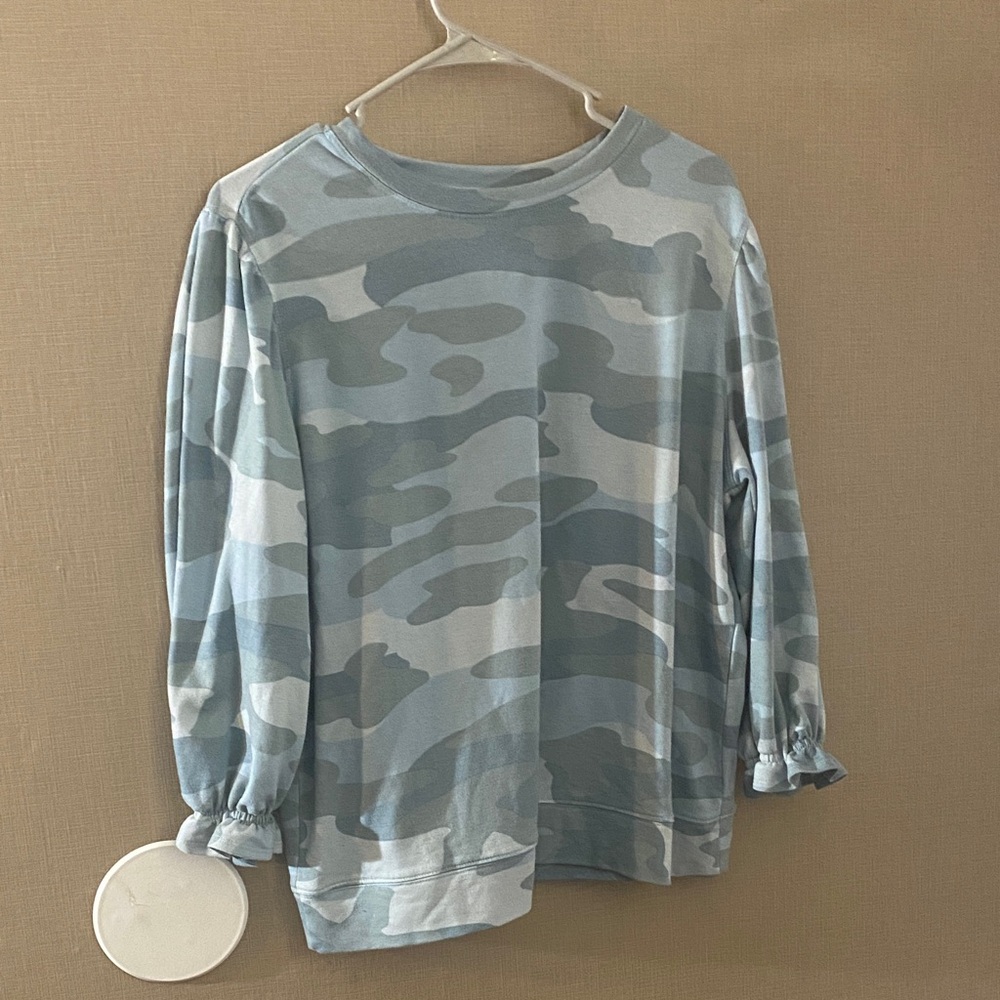 Women's Camouflage Long Sleeve Top